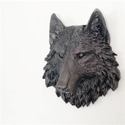 black wolf head wall mount